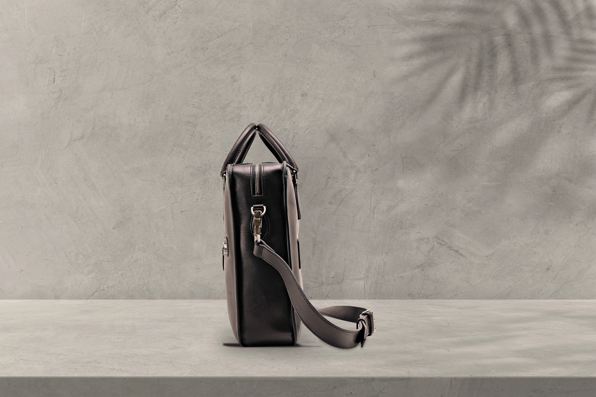 Bosphorus LeatherBriefcase - Silky Black