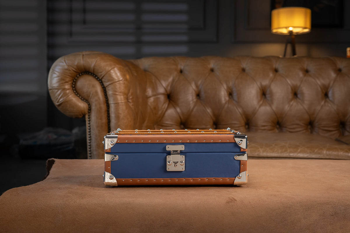 Petra Retro - Dark Blue