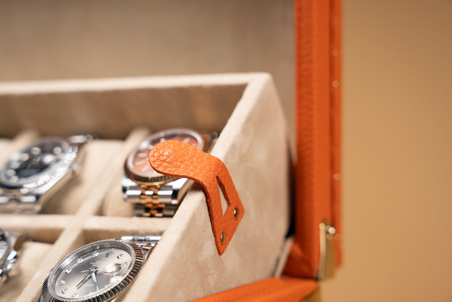 Petra Oval Watch Case - Togo Orange For 8 Watches