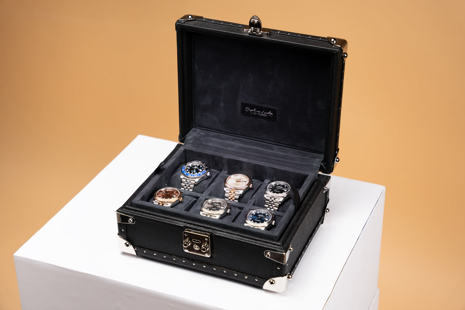 Petra Watch Case - Saffiano Black For 6 Watches