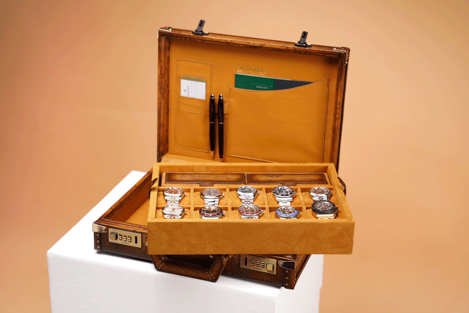 Artos Watch Case - Master Edition Parchment Patina Honey Brown
