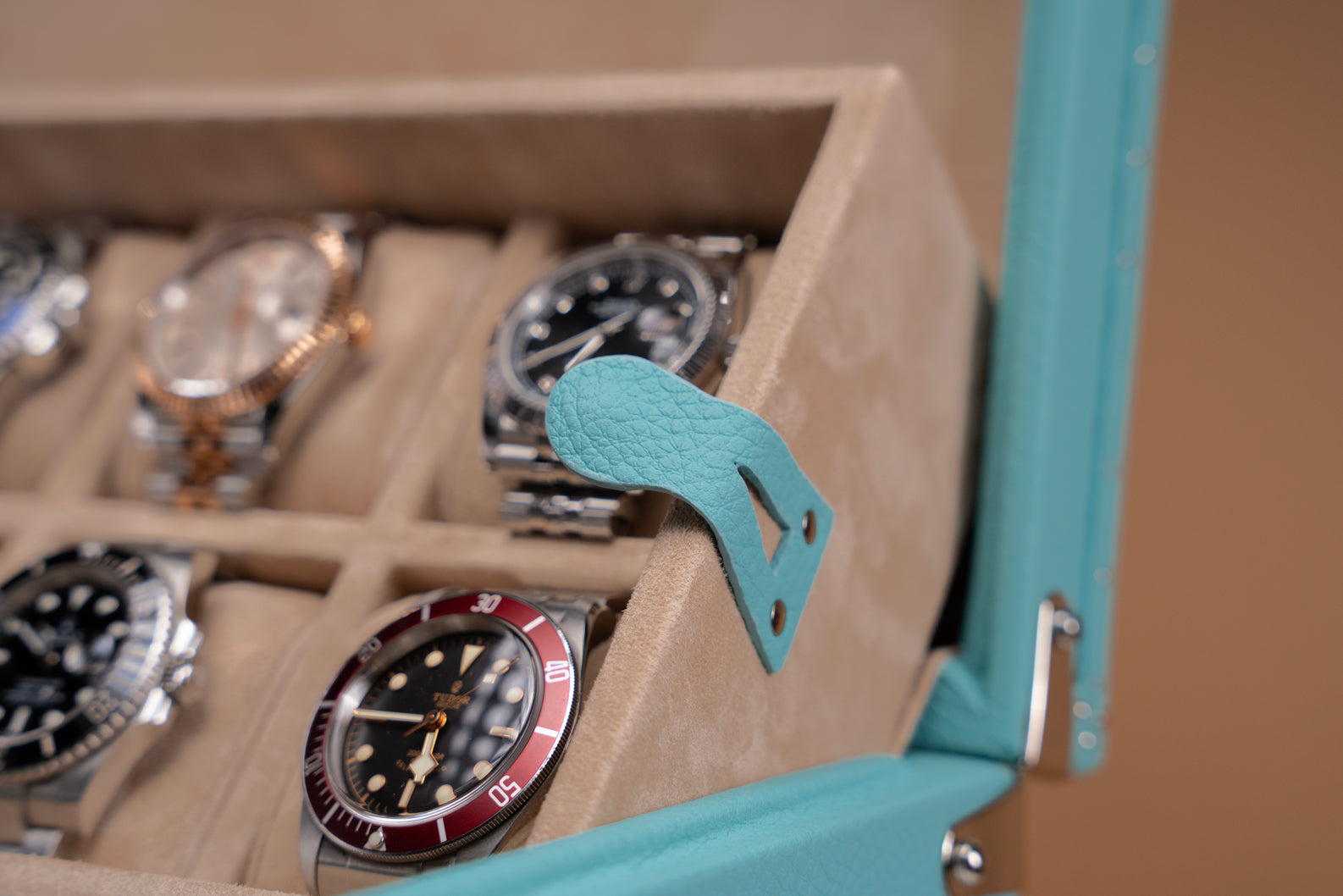 Petra Oval Watch Case - Togo Tiffany Blue For 8 Watches