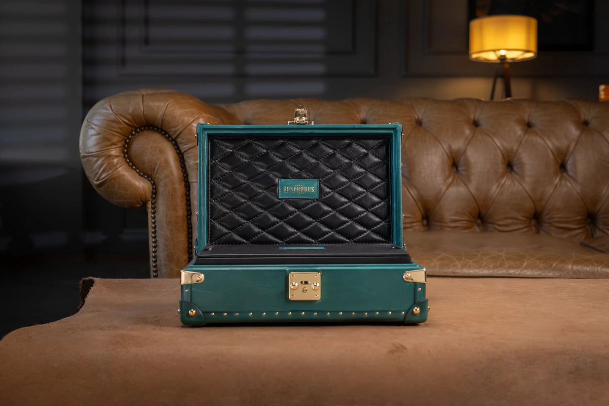 Bosphorus LeatherPetra Retro - Montana Green 02